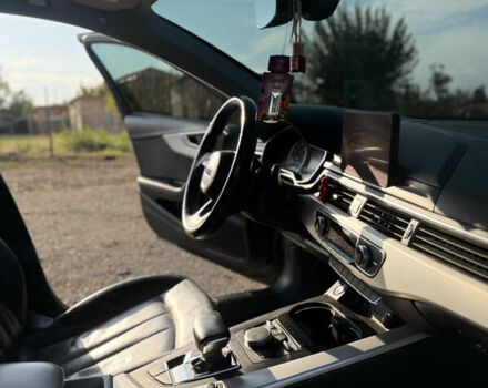 Ауді А4 2017 у Кривому Розі на Automoto.ua Чорний Ауді А4, об'ємом двигуна 1.98 л та пробігом 286 тис. км за 18500 $, фото 19 на Automoto.ua