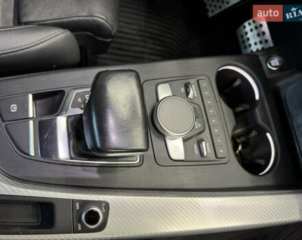 Черный Ауди А4, объемом двигателя 1.98 л и пробегом 150 тыс. км за 26500 $, фото 12 на Automoto.ua