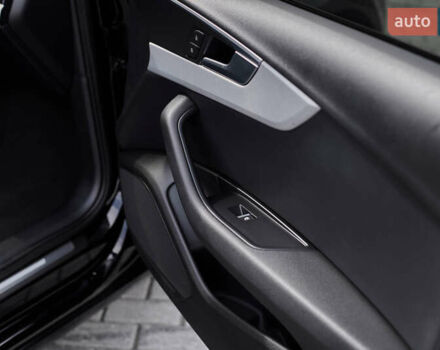 Черный Ауди А4, объемом двигателя 1.98 л и пробегом 123 тыс. км за 18000 $, фото 23 на Automoto.ua