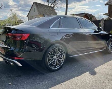 Черный Ауди А4, объемом двигателя 2 л и пробегом 139 тыс. км за 13500 $, фото 4 на Automoto.ua