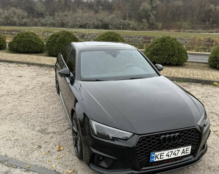 Черный Ауди А4, объемом двигателя 1.98 л и пробегом 126 тыс. км за 21000 $, фото 4 на Automoto.ua