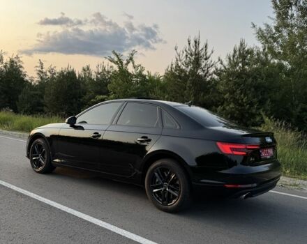 Черный Ауди А4, объемом двигателя 2 л и пробегом 230 тыс. км за 14999 $, фото 1 на Automoto.ua