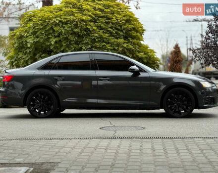 Черный Ауди А4, объемом двигателя 2 л и пробегом 260 тыс. км за 15299 $, фото 5 на Automoto.ua