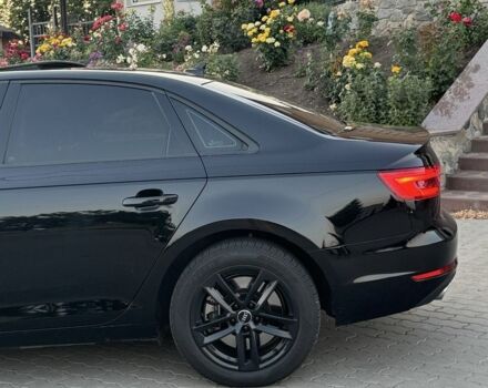 Черный Ауди А4, объемом двигателя 2 л и пробегом 226 тыс. км за 15700 $, фото 2 на Automoto.ua