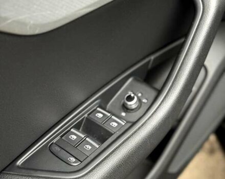 Черный Ауди А4, объемом двигателя 1.98 л и пробегом 132 тыс. км за 17500 $, фото 16 на Automoto.ua