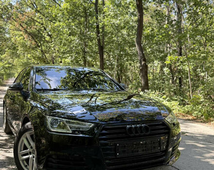 Ауді А4 2017 у Кривому Розі на Automoto.ua Чорний Ауді А4, об'ємом двигуна 1.98 л та пробігом 286 тис. км за 18500 $, фото 8 на Automoto.ua