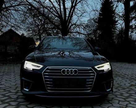 Черный Ауди А4, объемом двигателя 2 л и пробегом 100 тыс. км за 12200 $, фото 1 на Automoto.ua