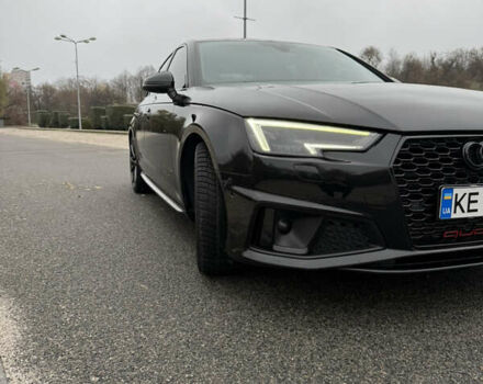 Черный Ауди А4, объемом двигателя 1.98 л и пробегом 126 тыс. км за 21000 $, фото 2 на Automoto.ua