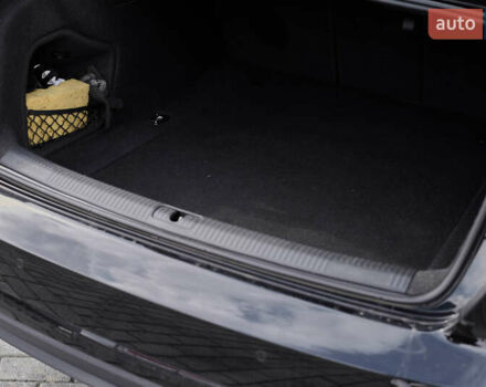 Черный Ауди А4, объемом двигателя 1.98 л и пробегом 123 тыс. км за 18000 $, фото 30 на Automoto.ua