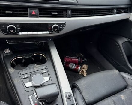 Чорний Ауді А4, об'ємом двигуна 0 л та пробігом 100 тис. км за 11000 $, фото 5 на Automoto.ua