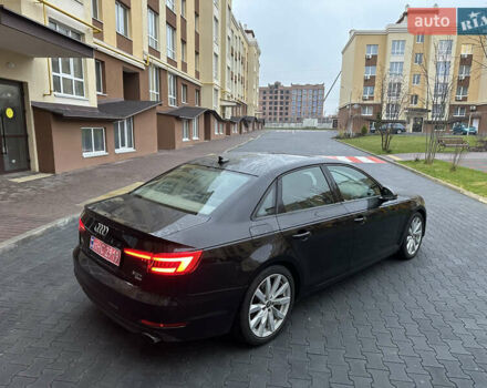 Черный Ауди А4, объемом двигателя 1.98 л и пробегом 193 тыс. км за 15800 $, фото 2 на Automoto.ua