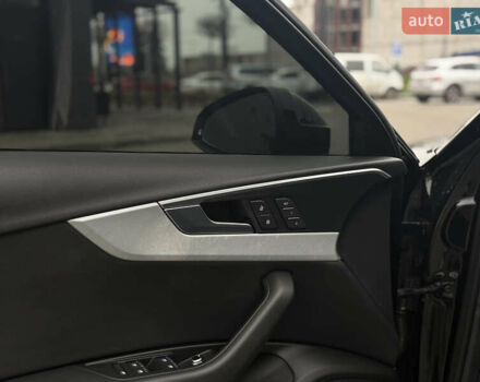 Черный Ауди А4, объемом двигателя 2 л и пробегом 188 тыс. км за 16700 $, фото 4 на Automoto.ua