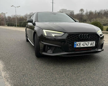 Черный Ауди А4, объемом двигателя 1.98 л и пробегом 126 тыс. км за 21000 $, фото 3 на Automoto.ua