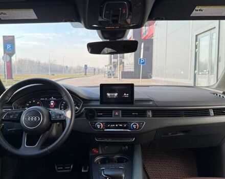 Ауді А4 2017 у Львові на Automoto.ua Чорний Ауді А4, об'ємом двигуна 1.98 л та пробігом 104 тис. км за 15700 $, фото 7 на Automoto.ua