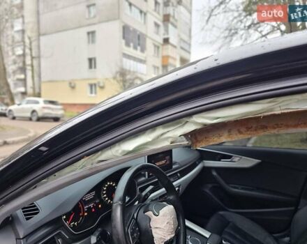 Чорний Ауді А4, об'ємом двигуна 2 л та пробігом 232 тис. км за 10800 $, фото 17 на Automoto.ua