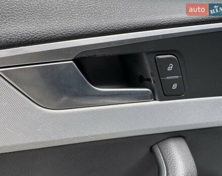 Чорний Ауді А4, об'ємом двигуна 1.98 л та пробігом 198 тис. км за 15900 $, фото 16 на Automoto.ua