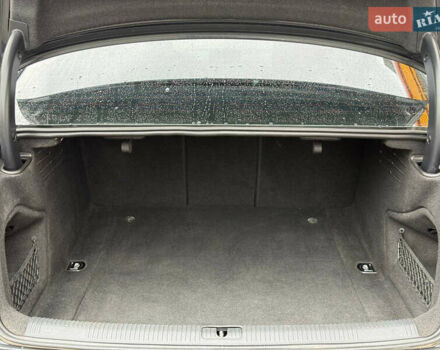 Черный Ауди А4, объемом двигателя 2 л и пробегом 260 тыс. км за 15299 $, фото 11 на Automoto.ua