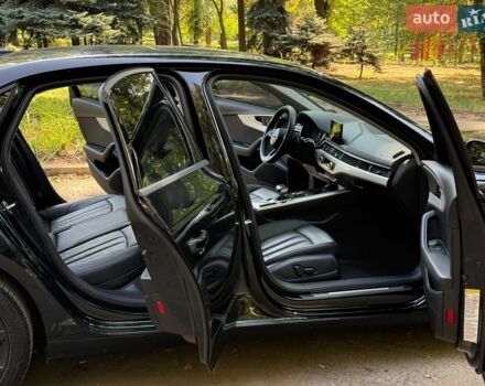 Черный Ауди А4, объемом двигателя 2 л и пробегом 190 тыс. км за 16900 $, фото 10 на Automoto.ua