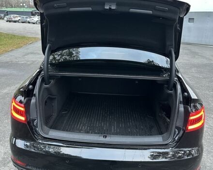 Черный Ауди А4, объемом двигателя 2 л и пробегом 195 тыс. км за 21999 $, фото 6 на Automoto.ua