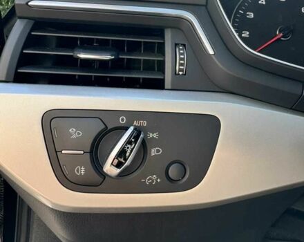 Черный Ауди А4, объемом двигателя 1.4 л и пробегом 106 тыс. км за 20999 $, фото 3 на Automoto.ua