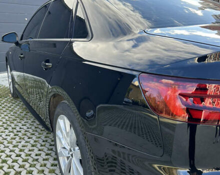 Чорний Ауді А4, об'ємом двигуна 2 л та пробігом 49 тис. км за 17800 $, фото 15 на Automoto.ua