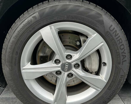 Черный Ауди А4, объемом двигателя 1.98 л и пробегом 128 тыс. км за 20000 $, фото 13 на Automoto.ua