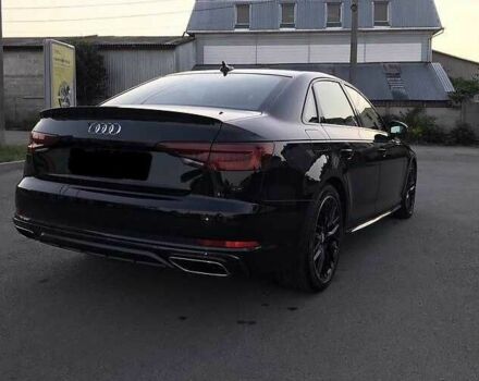 Черный Ауди А4, объемом двигателя 2 л и пробегом 35 тыс. км за 14000 $, фото 5 на Automoto.ua