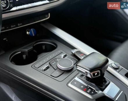 Чорний Ауді А4, об'ємом двигуна 2 л та пробігом 195 тис. км за 16300 $, фото 14 на Automoto.ua