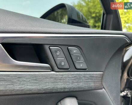 Чорний Ауді А4, об'ємом двигуна 1.98 л та пробігом 120 тис. км за 19900 $, фото 12 на Automoto.ua