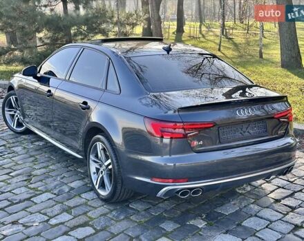 Чорний Ауді А4, об'ємом двигуна 1.98 л та пробігом 110 тис. км за 18999 $, фото 77 на Automoto.ua