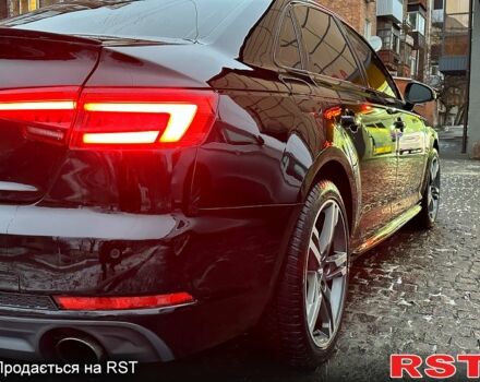 Чорний Ауді А4, об'ємом двигуна 2 л та пробігом 188 тис. км за 18999 $, фото 3 на Automoto.ua