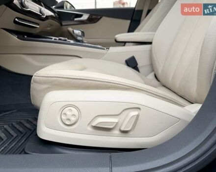 Ауді А4 2018 у Києві на Automoto.ua Чорний Ауді А4, об'ємом двигуна 1.98 л та пробігом 118 тис. км за 22200 $, фото 12 на Automoto.ua