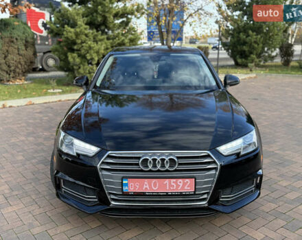 Чорний Ауді А4, об'ємом двигуна 2 л та пробігом 195 тис. км за 16300 $, фото 4 на Automoto.ua