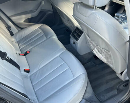 Чорний Ауді А4, об'ємом двигуна 2 л та пробігом 49 тис. км за 17800 $, фото 27 на Automoto.ua