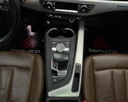 Чорний Ауді А4, об'ємом двигуна 2 л та пробігом 124 тис. км за 18700 $, фото 23 на Automoto.ua