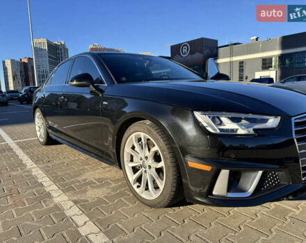 Черный Ауди А4, объемом двигателя 1.98 л и пробегом 64 тыс. км за 26000 $, фото 7 на Automoto.ua