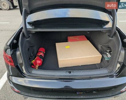 Черный Ауди А4, объемом двигателя 1.98 л и пробегом 134 тыс. км за 20000 $, фото 16 на Automoto.ua