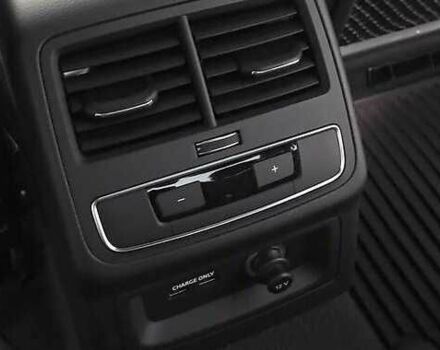 Черный Ауди А4, объемом двигателя 2 л и пробегом 35 тыс. км за 14000 $, фото 19 на Automoto.ua