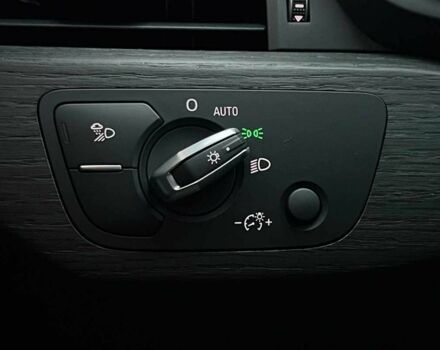 Чорний Ауді А4, об'ємом двигуна 2 л та пробігом 150 тис. км за 19900 $, фото 18 на Automoto.ua