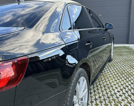 Чорний Ауді А4, об'ємом двигуна 2 л та пробігом 49 тис. км за 17800 $, фото 9 на Automoto.ua