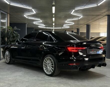 Чорний Ауді А4, об'ємом двигуна 2 л та пробігом 124 тис. км за 18700 $, фото 7 на Automoto.ua