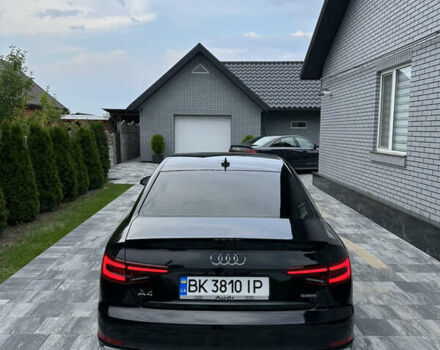 Черный Ауди А4, объемом двигателя 1.98 л и пробегом 128 тыс. км за 20000 $, фото 8 на Automoto.ua