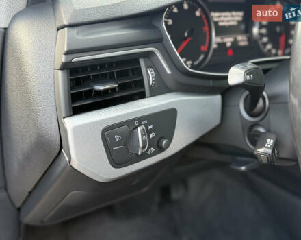 Чорний Ауді А4, об'ємом двигуна 2 л та пробігом 195 тис. км за 16300 $, фото 19 на Automoto.ua