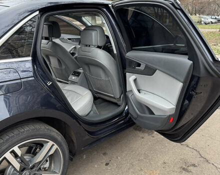 Черный Ауди А4, объемом двигателя 2 л и пробегом 186 тыс. км за 21000 $, фото 7 на Automoto.ua