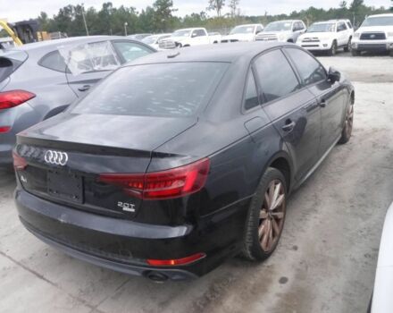 Черный Ауди А4, объемом двигателя 2 л и пробегом 128 тыс. км за 12500 $, фото 6 на Automoto.ua