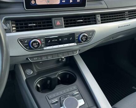 Черный Ауди А4, объемом двигателя 1.98 л и пробегом 75 тыс. км за 25499 $, фото 49 на Automoto.ua