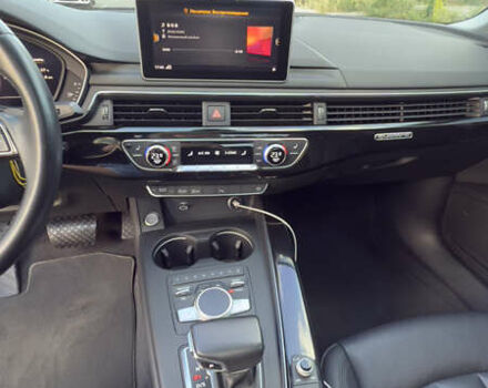 Черный Ауди А4, объемом двигателя 1.98 л и пробегом 77 тыс. км за 28000 $, фото 14 на Automoto.ua