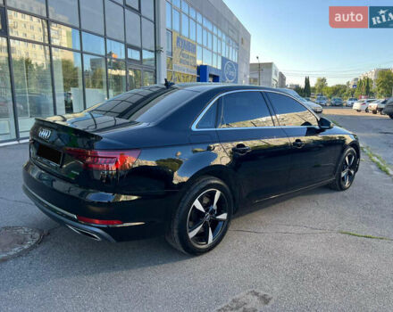 Черный Ауди А4, объемом двигателя 1.98 л и пробегом 130 тыс. км за 21500 $, фото 7 на Automoto.ua