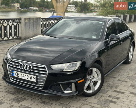 Черный Ауди А4, объемом двигателя 2 л и пробегом 125 тыс. км за 19800 $, фото 2 на Automoto.ua