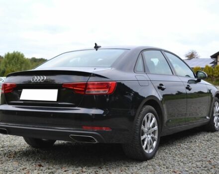 Черный Ауди А4, объемом двигателя 2 л и пробегом 62 тыс. км за 12900 $, фото 5 на Automoto.ua